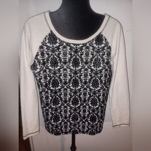 Disney Cream and Black Stitched Apparel